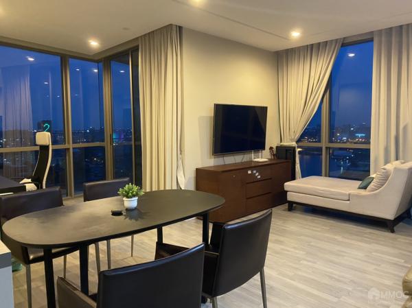 NP789-Sale 333 Riverside Condo (333 Riverside) River view.